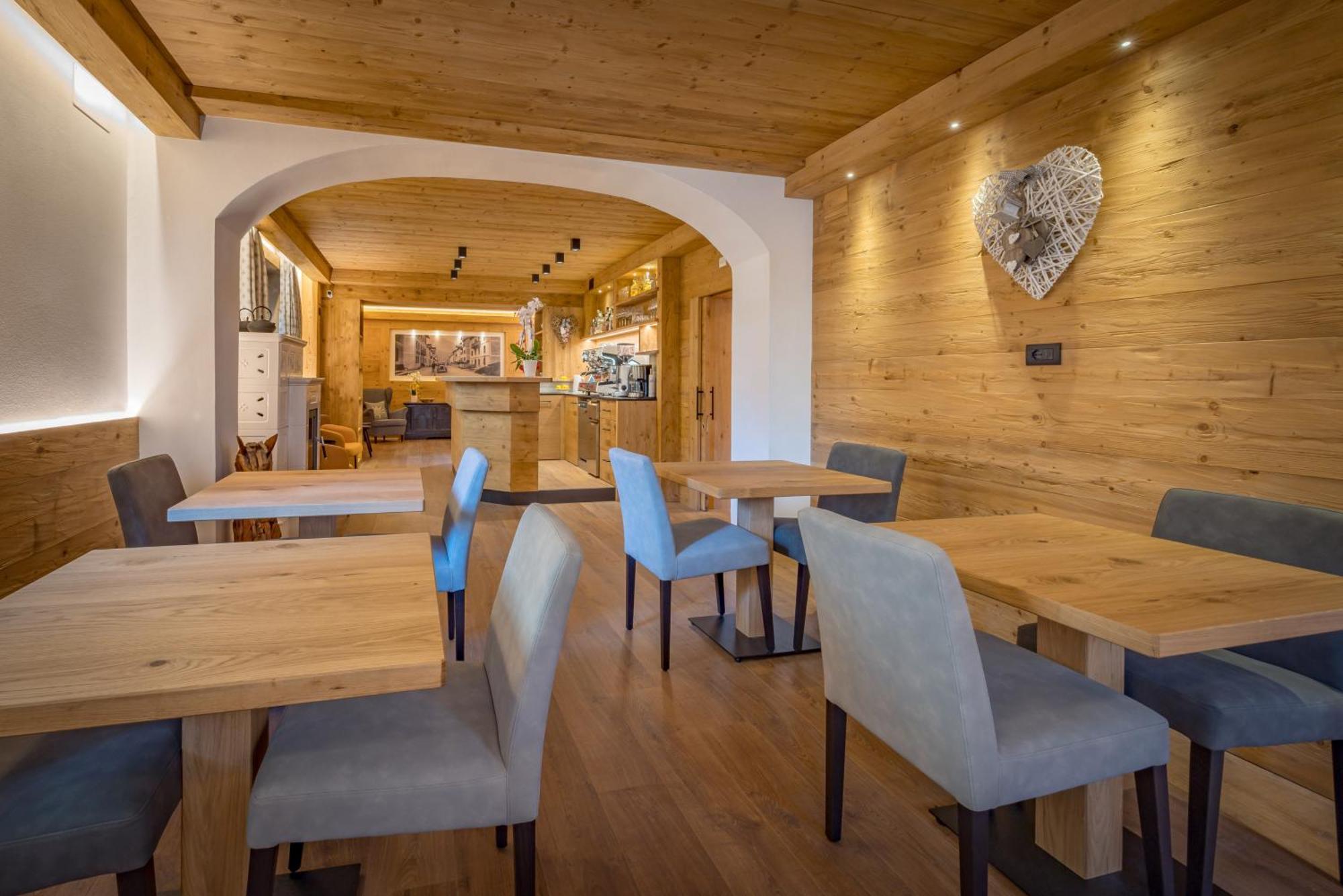 Il Cavallino - Albergo & Appartamenti Sappada Eksteriør billede
